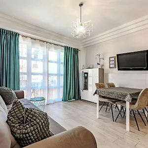 https://torviscas-playa-apartamento-moderno-con-piscinas.in-canary-islands.com