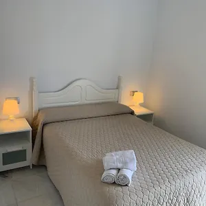 https://las-rosas-de-capistrano-nerja.hotelsinnerja.org